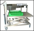 Rustfrit rullebord til k�kken og laboratorier. Saksefunktion el-udgave