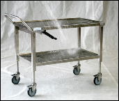 Rustfrit rullebord med 2 hylder og l�ftefunktion. T�ler afspuling